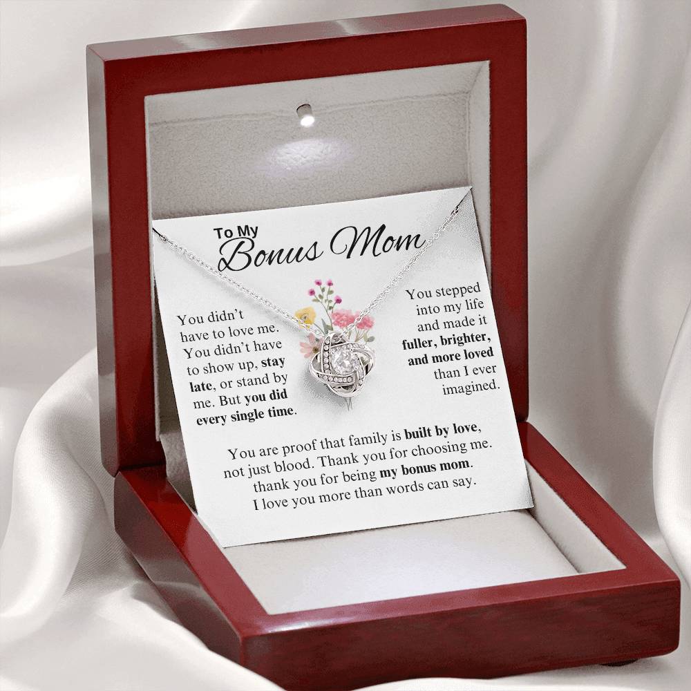 BonusMomv7White2Flowers2